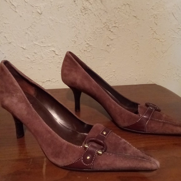 Joan & David Circa Brown Suede Leather Heels - Picture 6 of 7